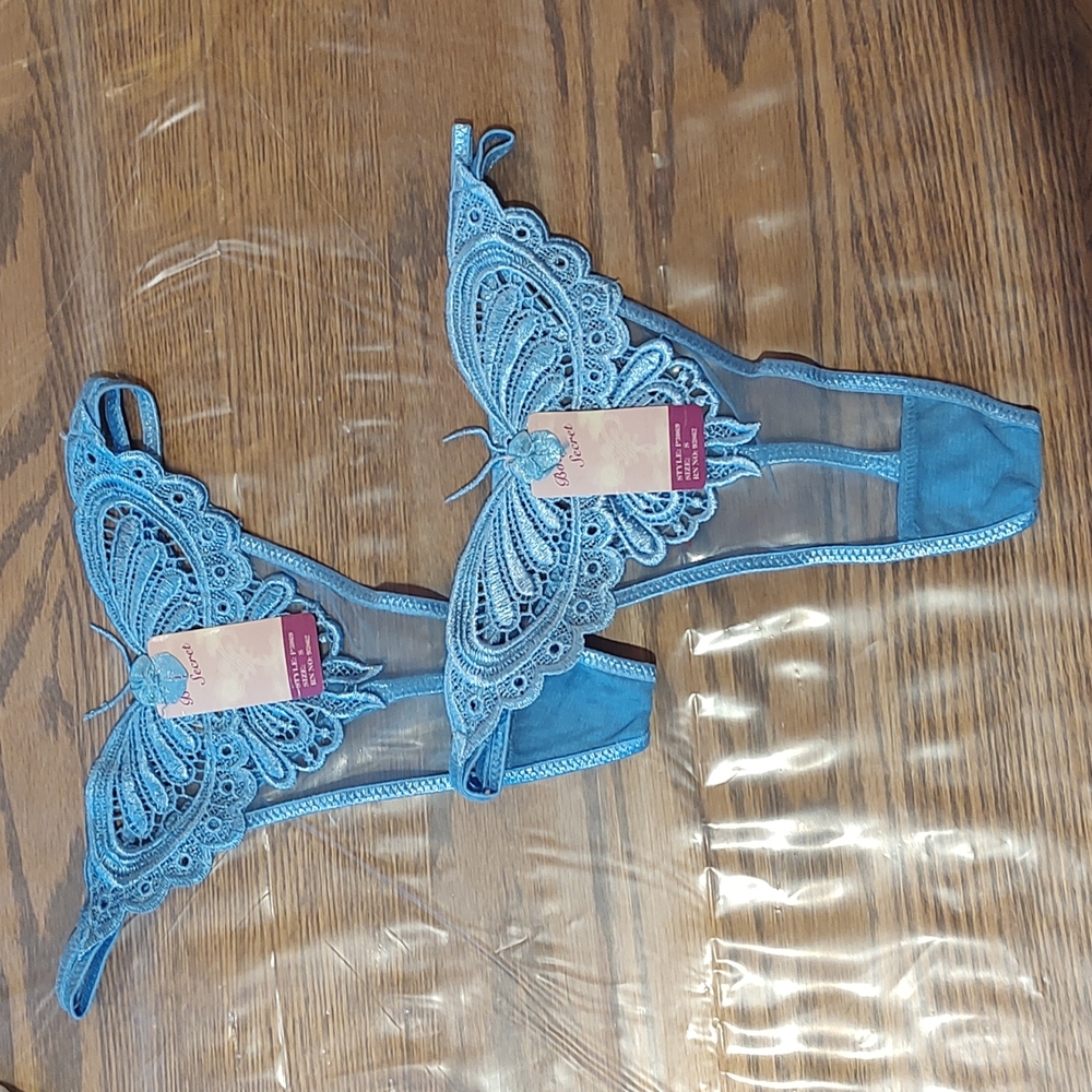 Set of 2 Butterfly G-string Panties - Small